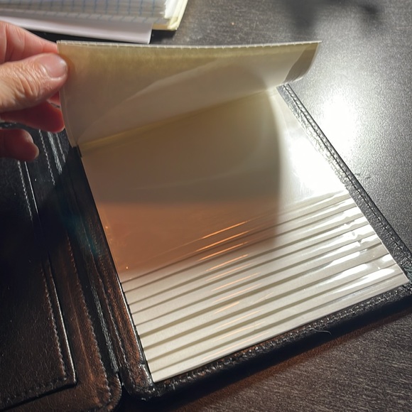 VINTAGE-SILVER TONE PICTURE FRAME PREOWNED 8 in. x 6 in. - Picture 4 of 10